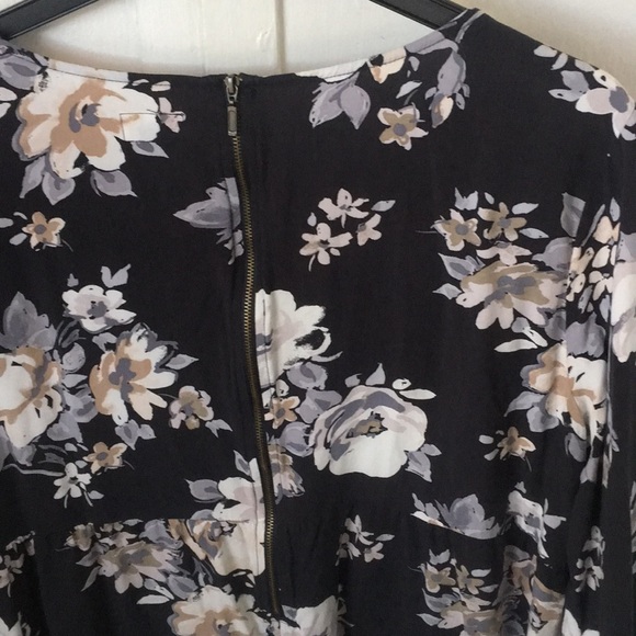 Mini dress - Picture 4 of 4